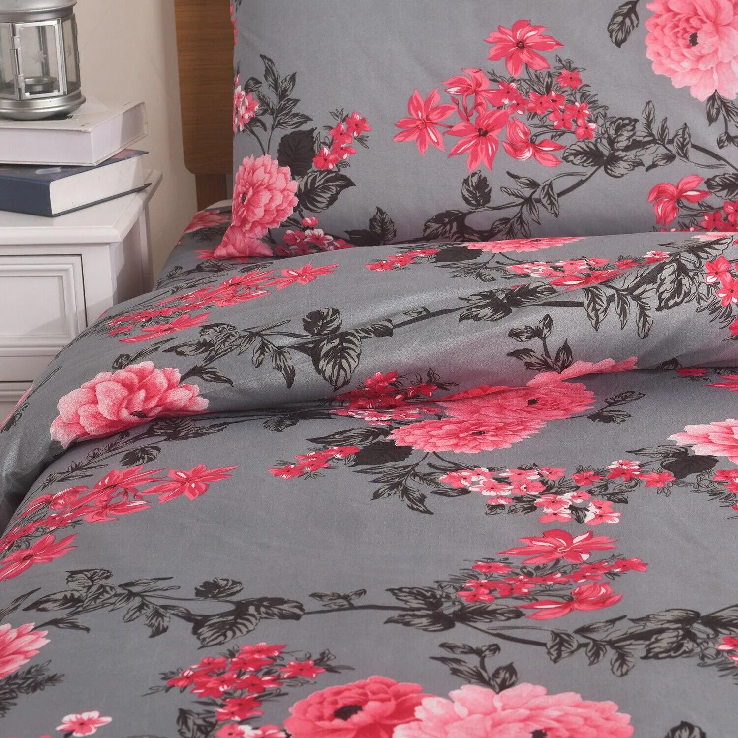 4 Pcs Duvet Quilt Cover - Royal Floral Retreat Soft Duvet Set