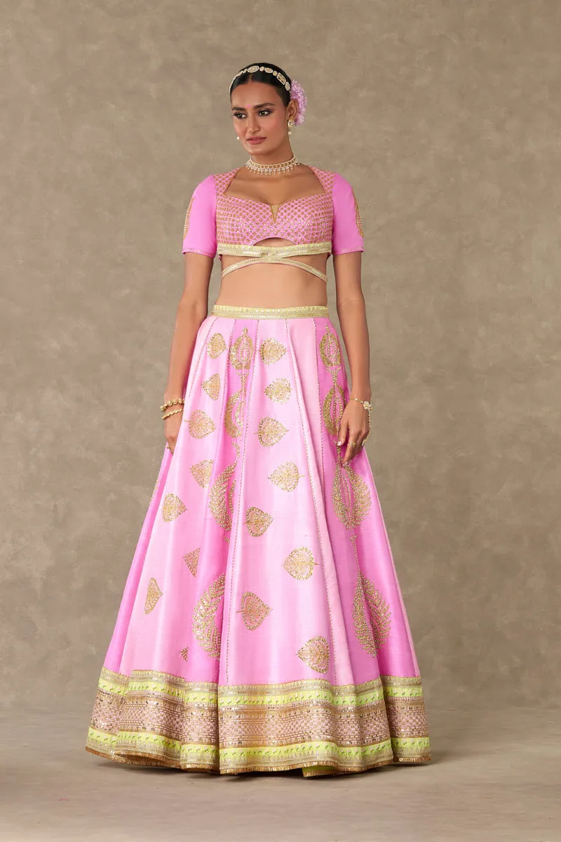 Barfi Pink Sitara Dil Lehenga Set