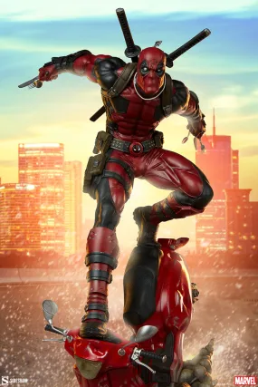 Deadpool Premium Format™ Figure