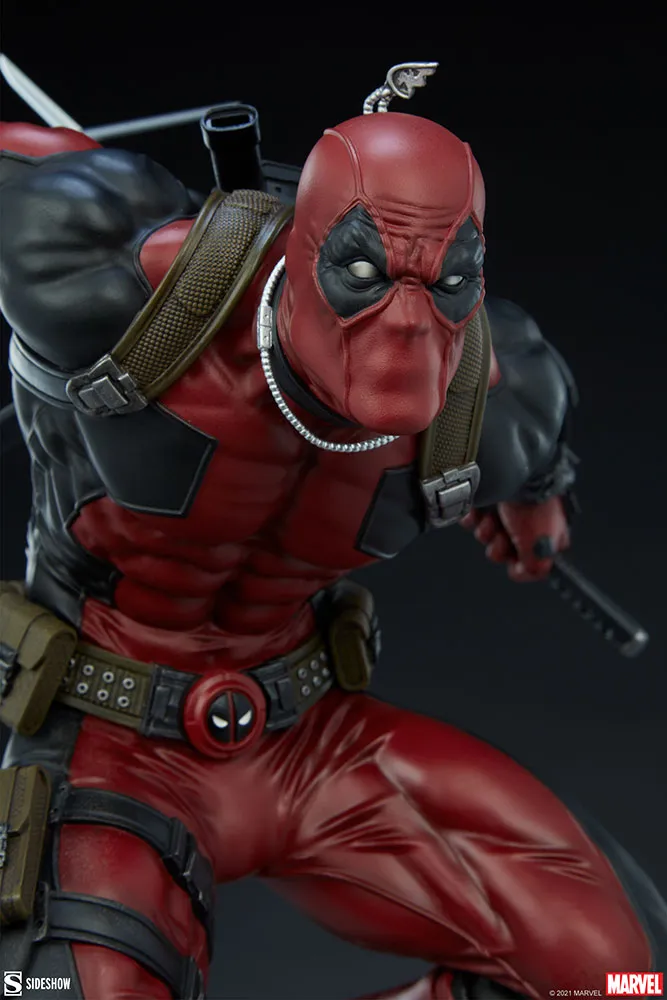 Deadpool Premium Format™ Figure