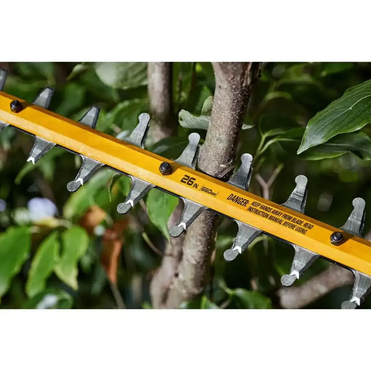 DeWalt 60V MAX Battery Powered Hedge Trimmer Kit