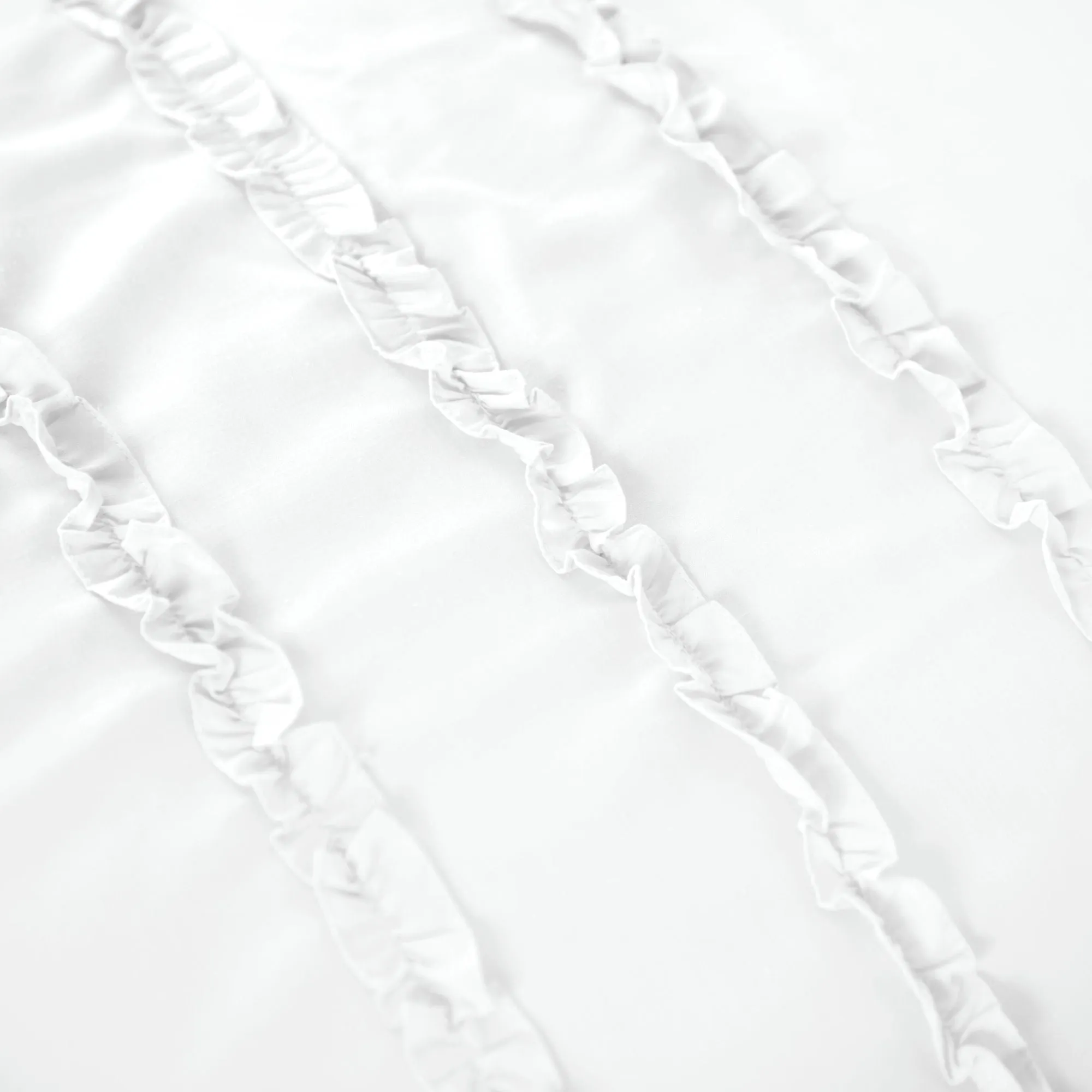 Felicia Frill Duvet Cover Set by Serene in White