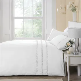 Felicia Frill Duvet Cover Set by Serene in White