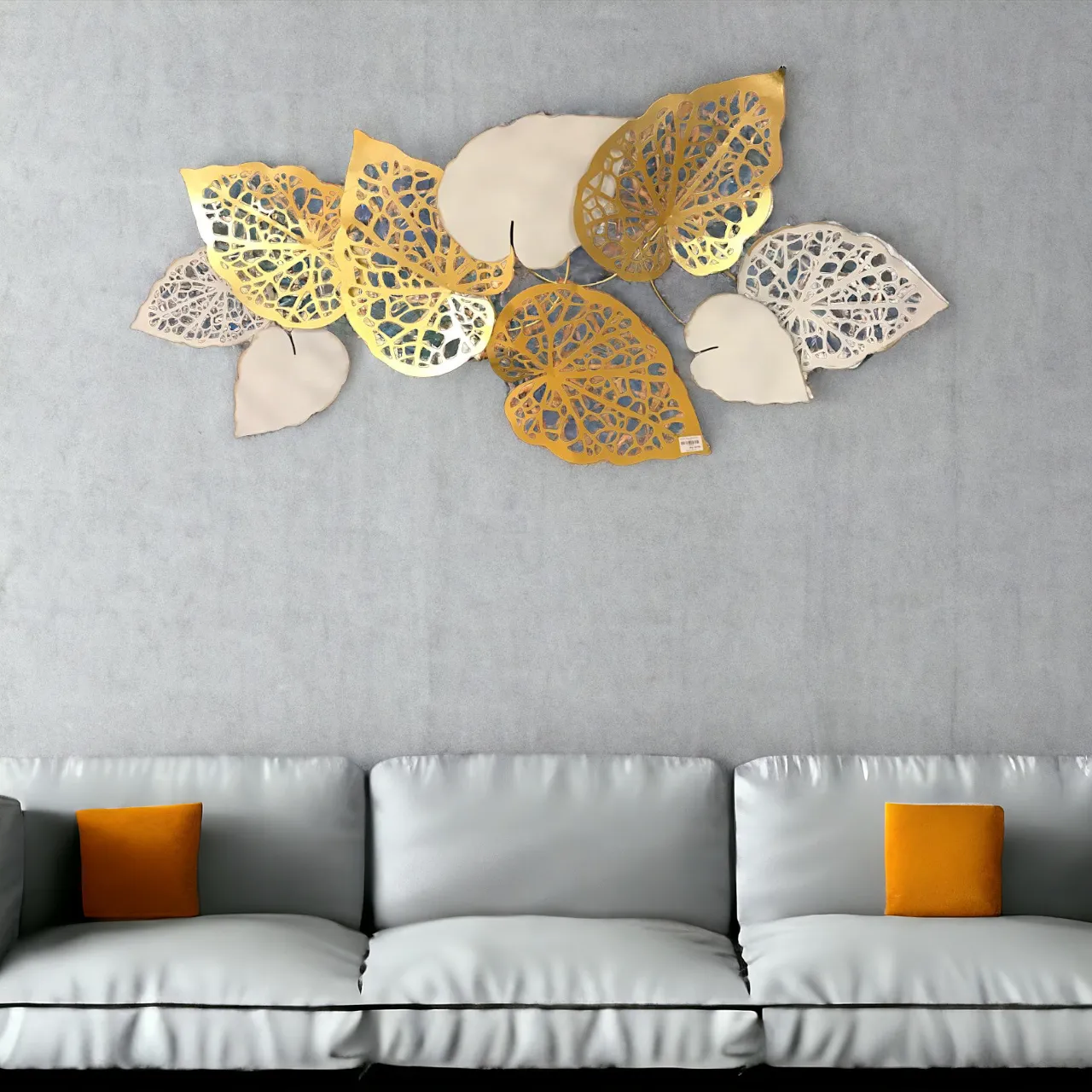 Leaf Design Metal Wall Hanging