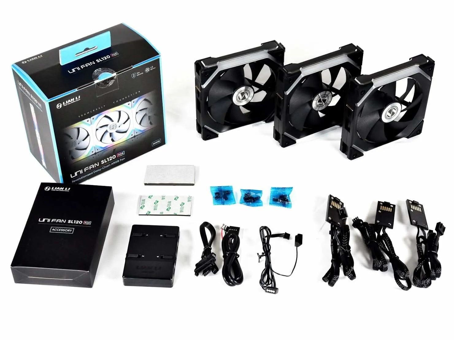 LIAN LI UNIFAN AL120 ARGB CABINET FAN TRIPLE PACK BLACK