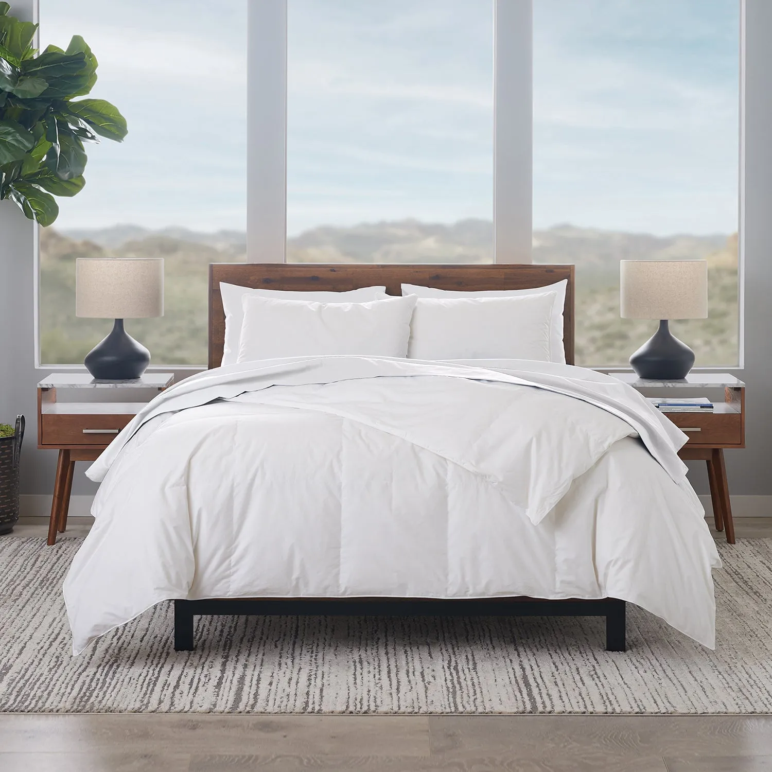 Lightweight Down-Blend Comforter