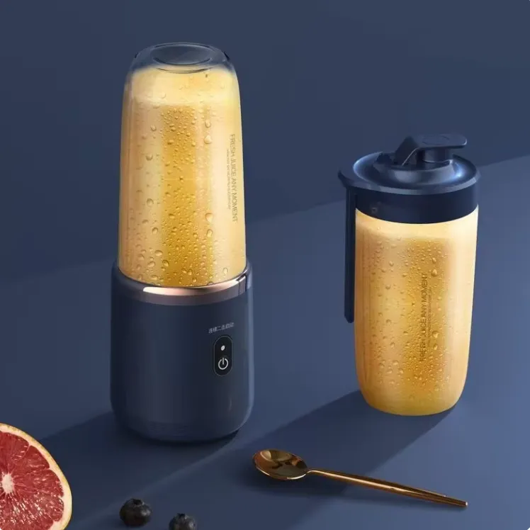 Personal Travel Mini Fruit Juicer