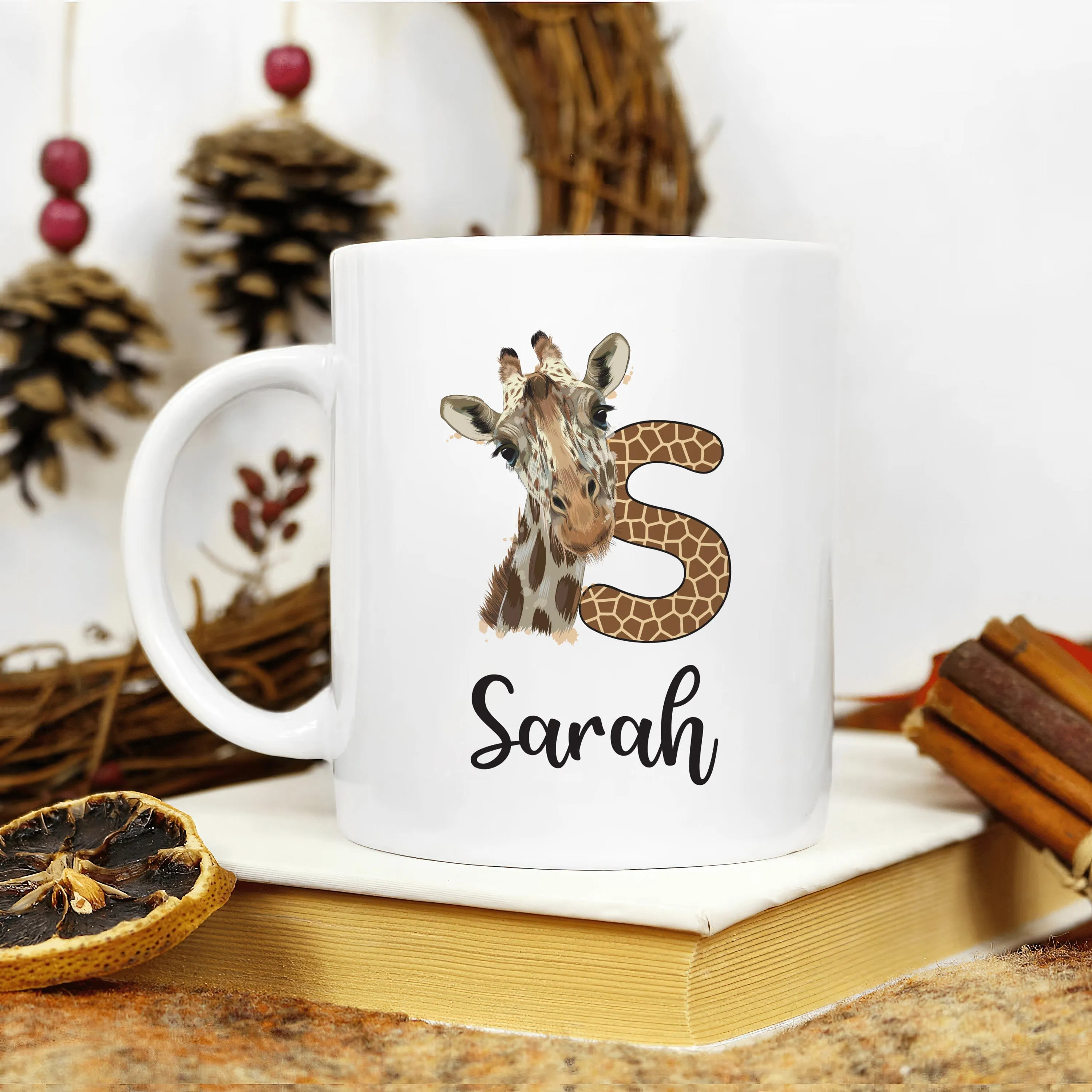 Personalized Giraffe Coffee Mug - Custom Initial Mug, Unique Birthday Gift for Her, Giraffe Lover's Special Gift, Elegant Animal Design