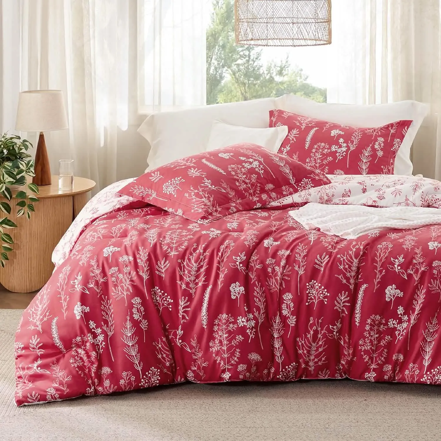 Reversible Floral Print Comforter Set