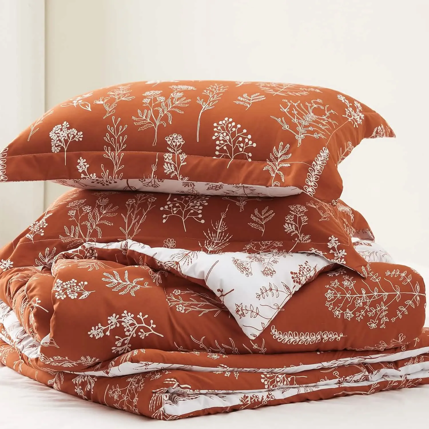 Reversible Floral Print Comforter Set