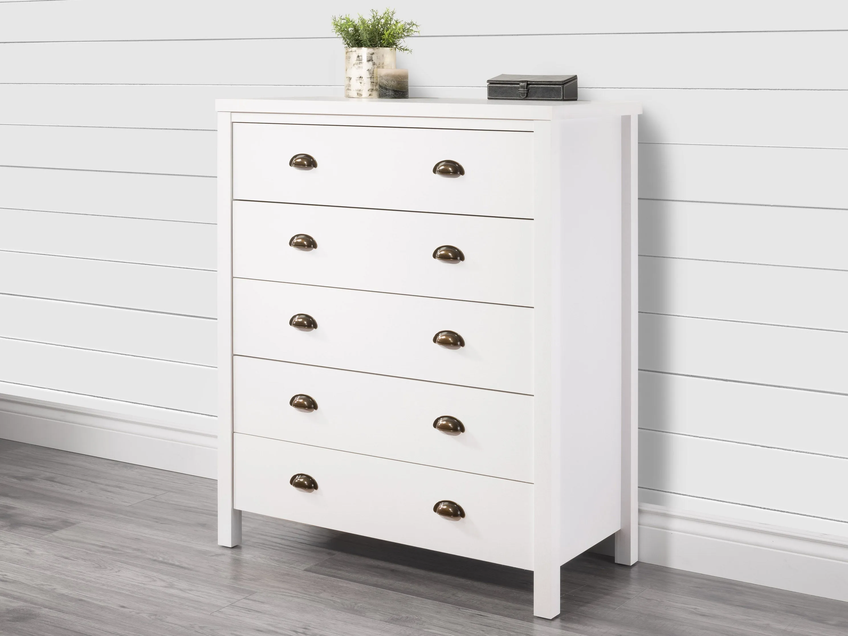 White 5 Drawer Dresser