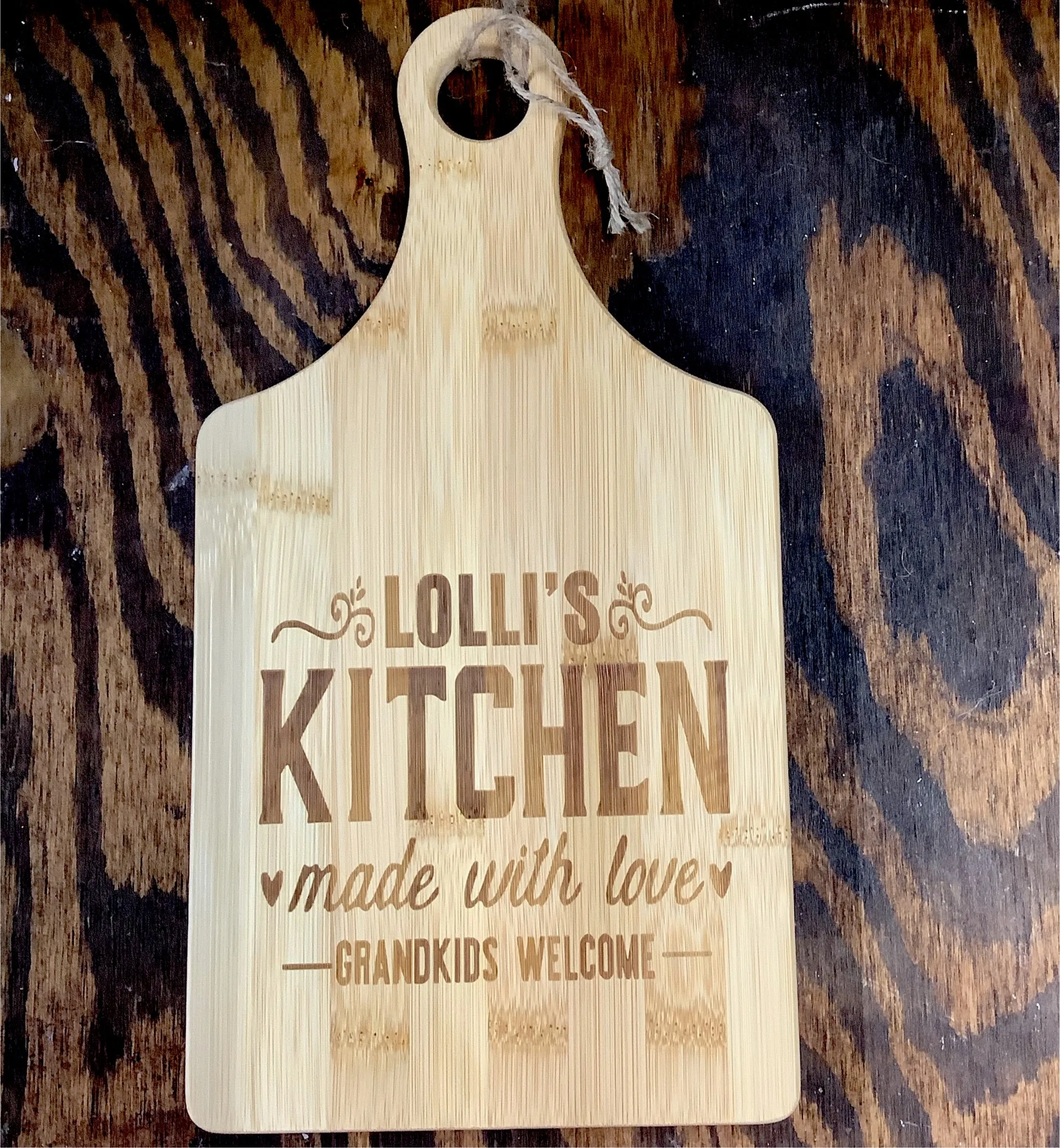 Wooden Cutting Board with Handle 7 x 13.5